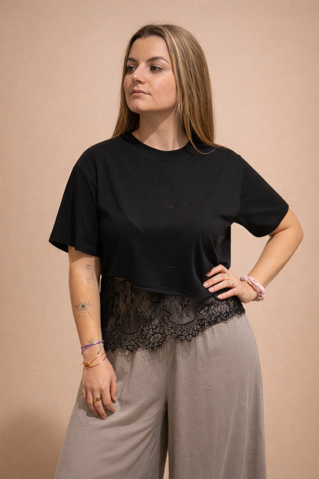 T-shirt dentelle