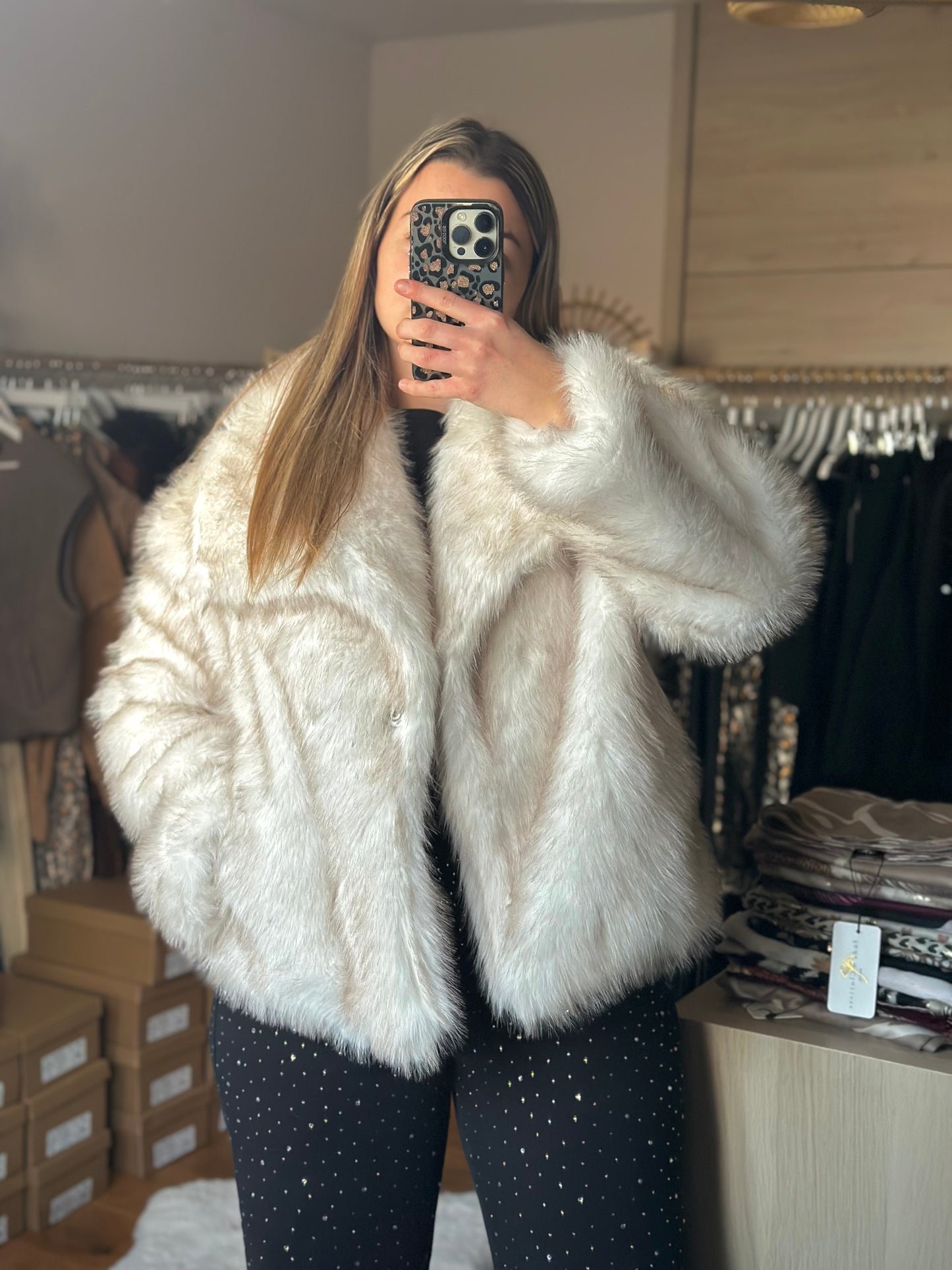 Veste fausse fourrure
