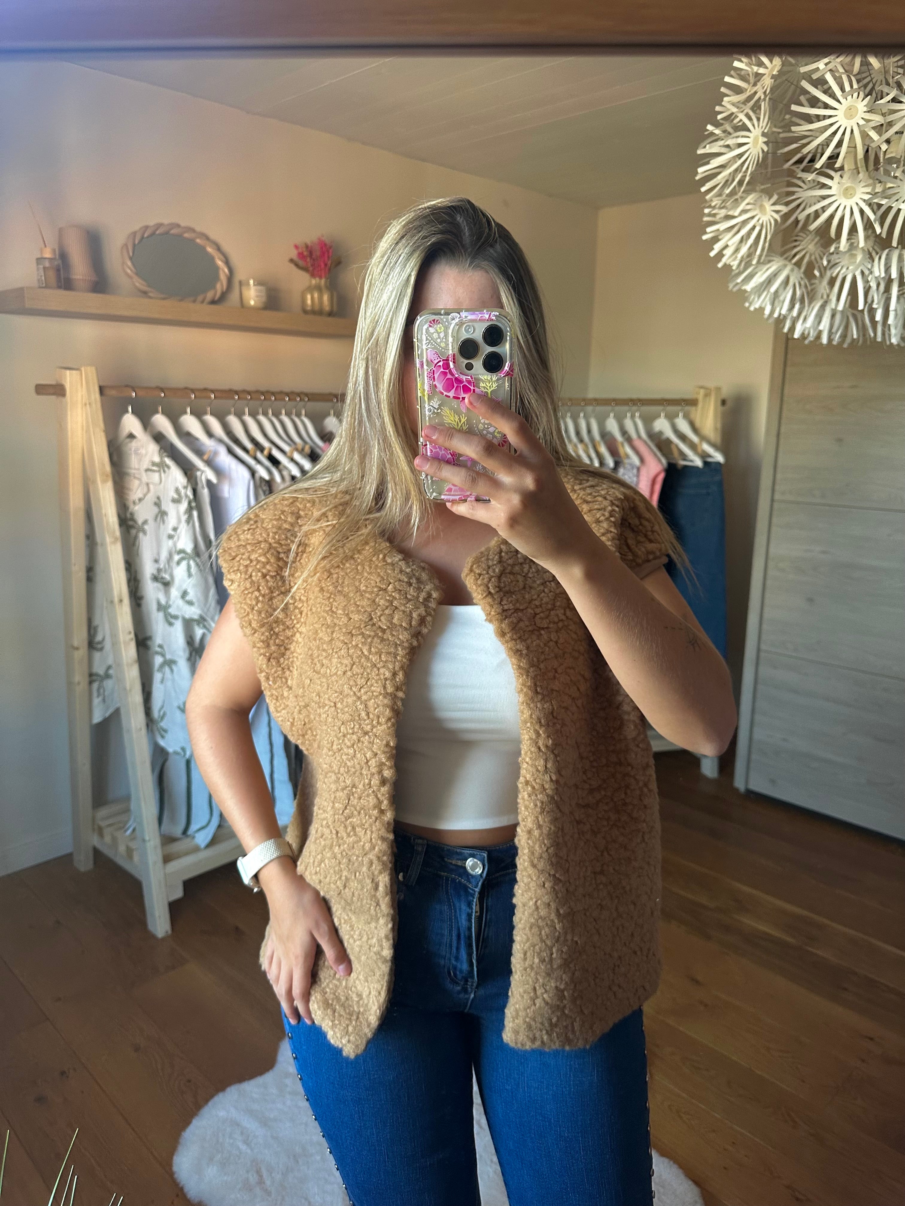 Gilet moumoute camel