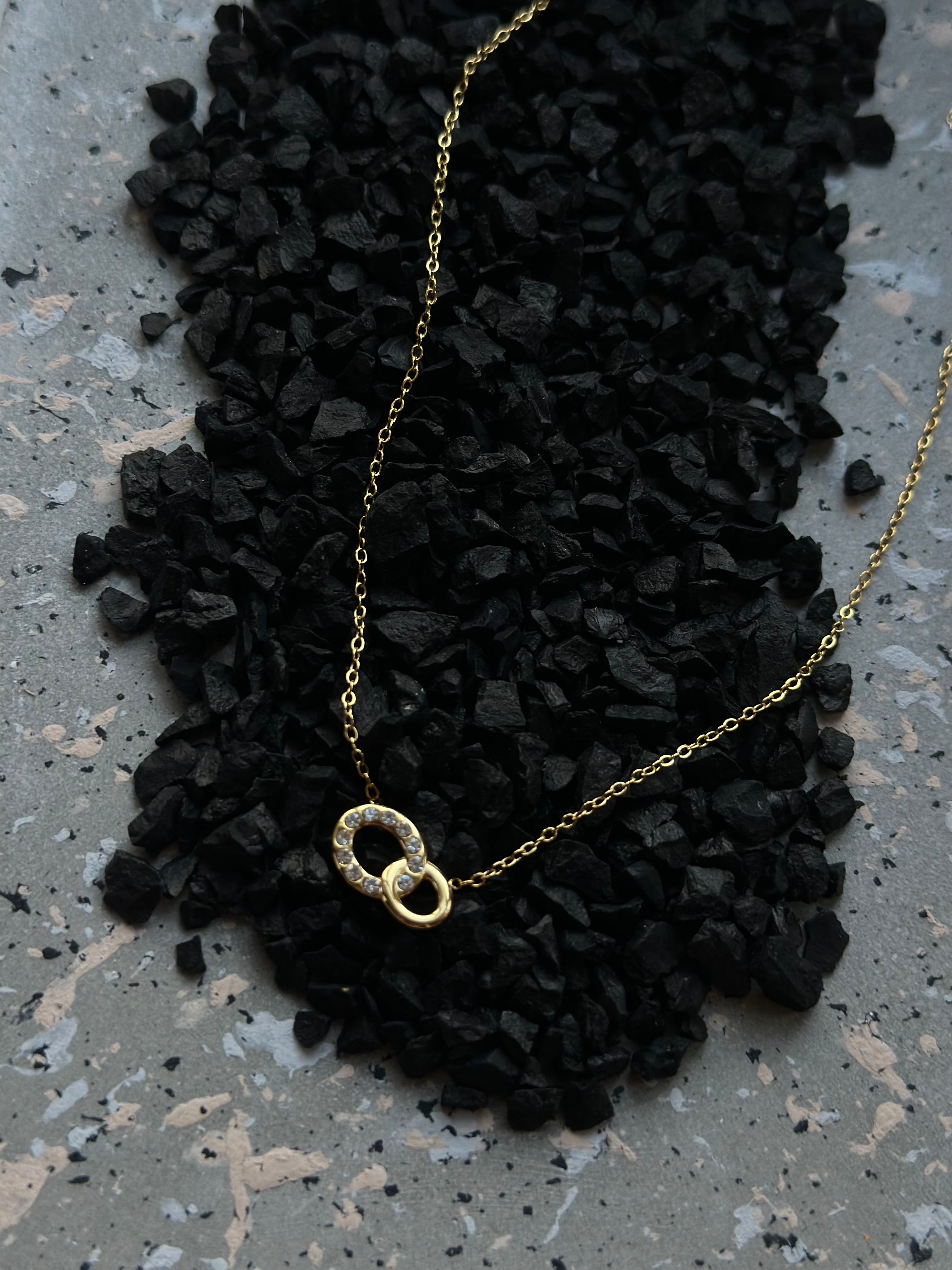 Collier doré