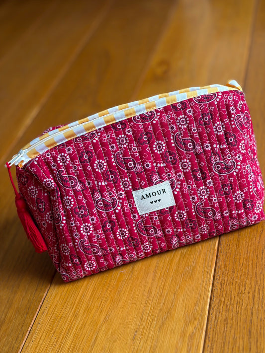 Trousse M