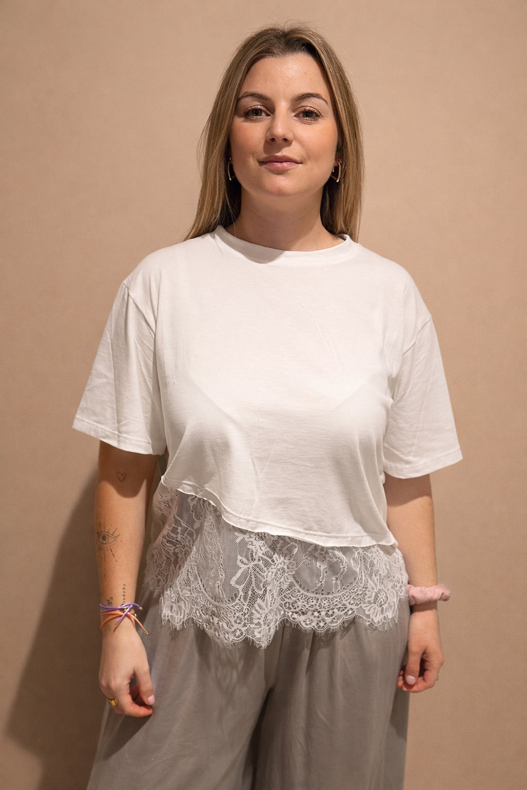 T-shirt dentelle