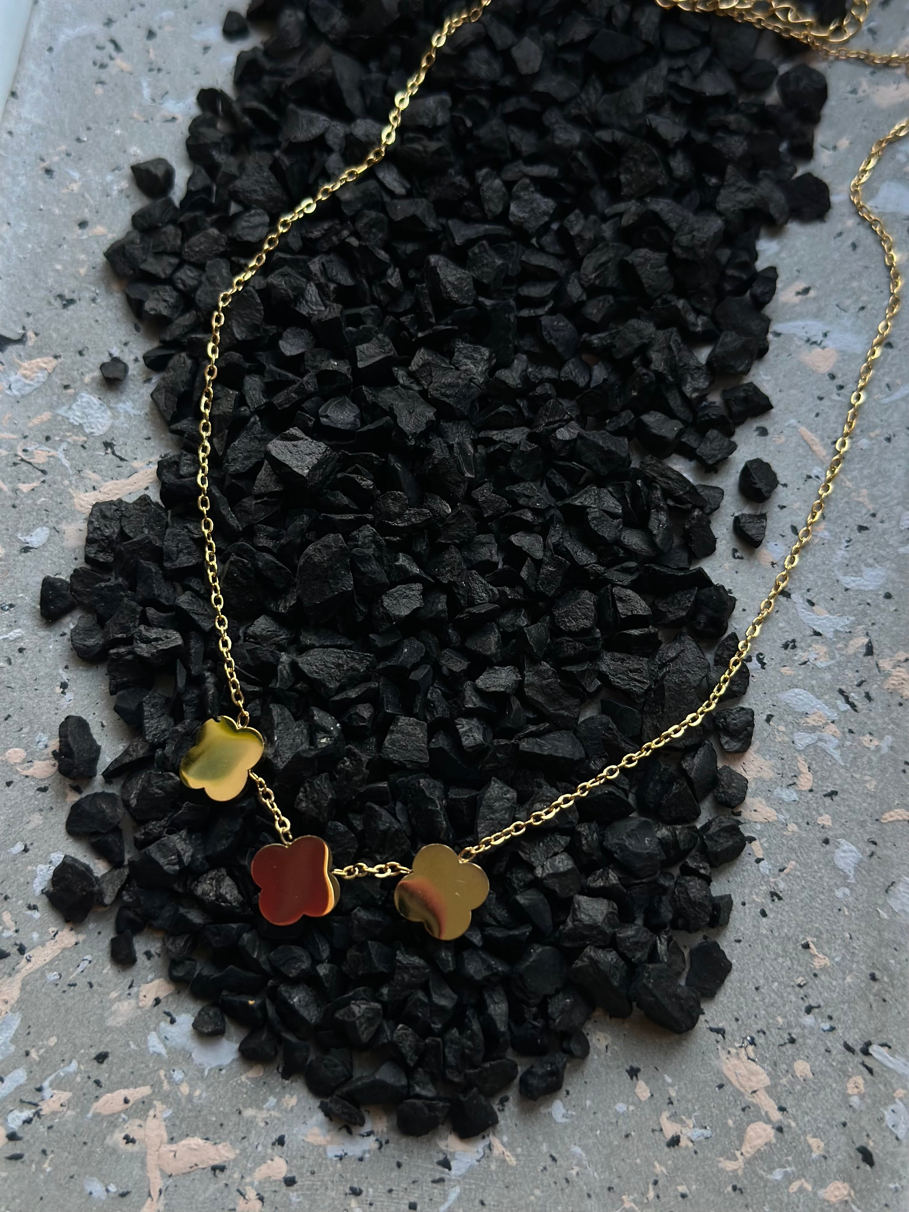 Collier doré