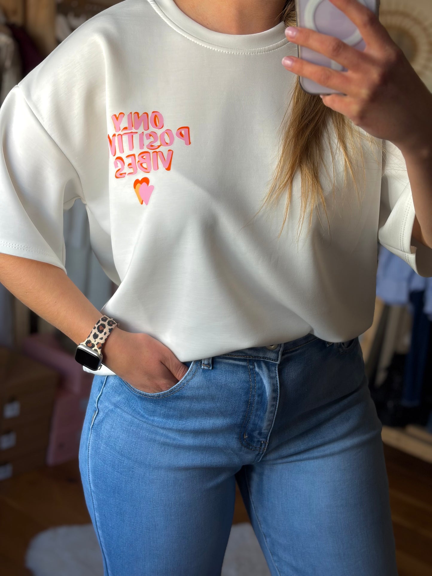 T-shirt "only positive vibes"