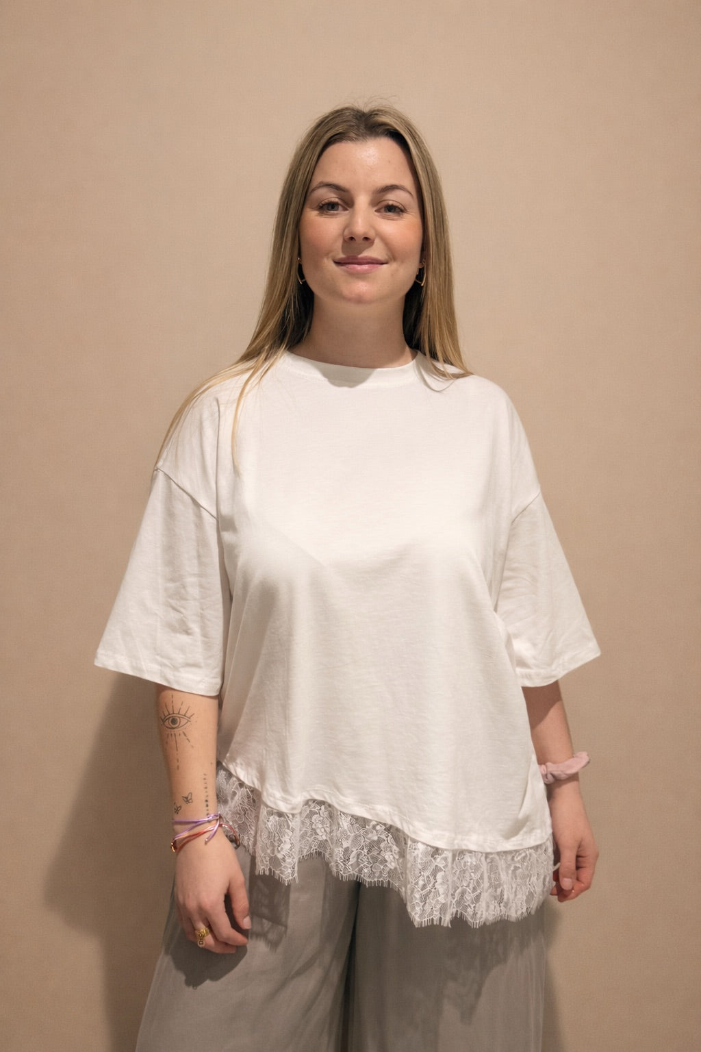 T-shirt dentelle