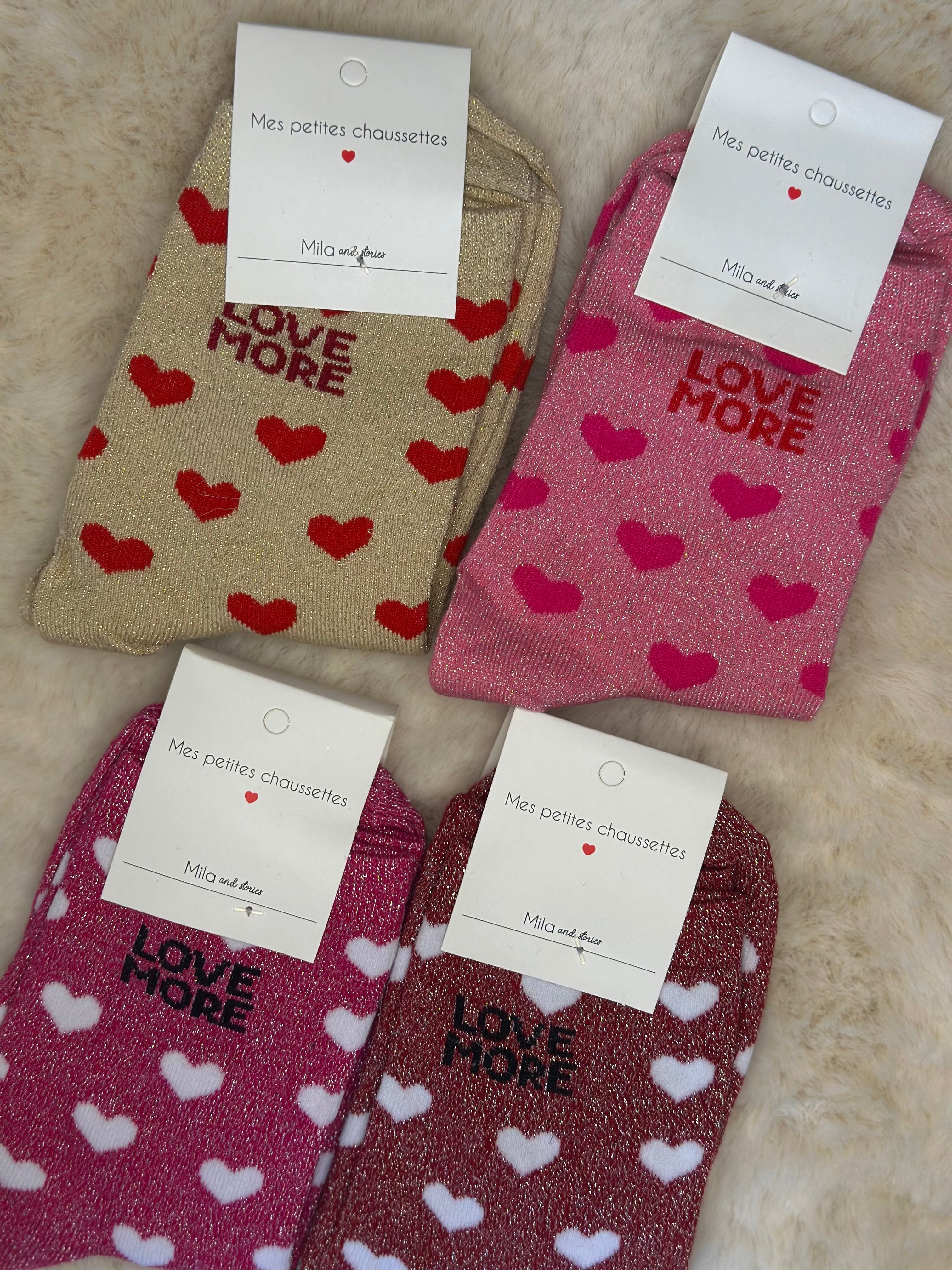 Chaussettes "love more"